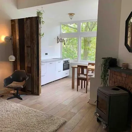 Cosy And Stylish Center And Nature Apartment Hilversum